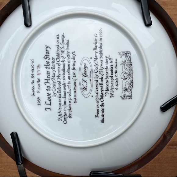 Vintage Plates & Frames. Love Divine, Story, Lord’s My Shepherd, Away in Manger - Picture 8 of 10